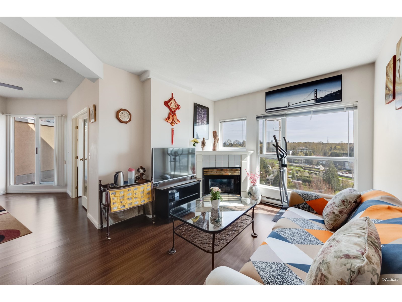 1502 9830 Whalley Boulevard, Surrey, British Columbia  V3T 5S7 - Photo 3 - R3013834