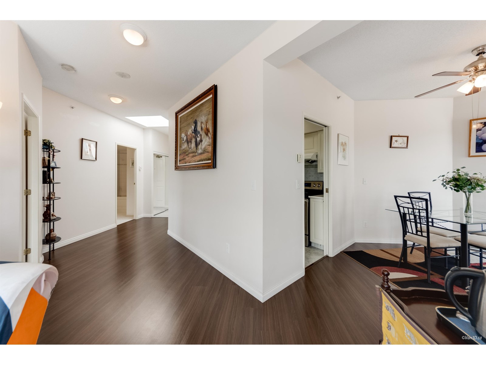 1502 9830 Whalley Boulevard, Surrey, British Columbia  V3T 5S7 - Photo 11 - R3013834