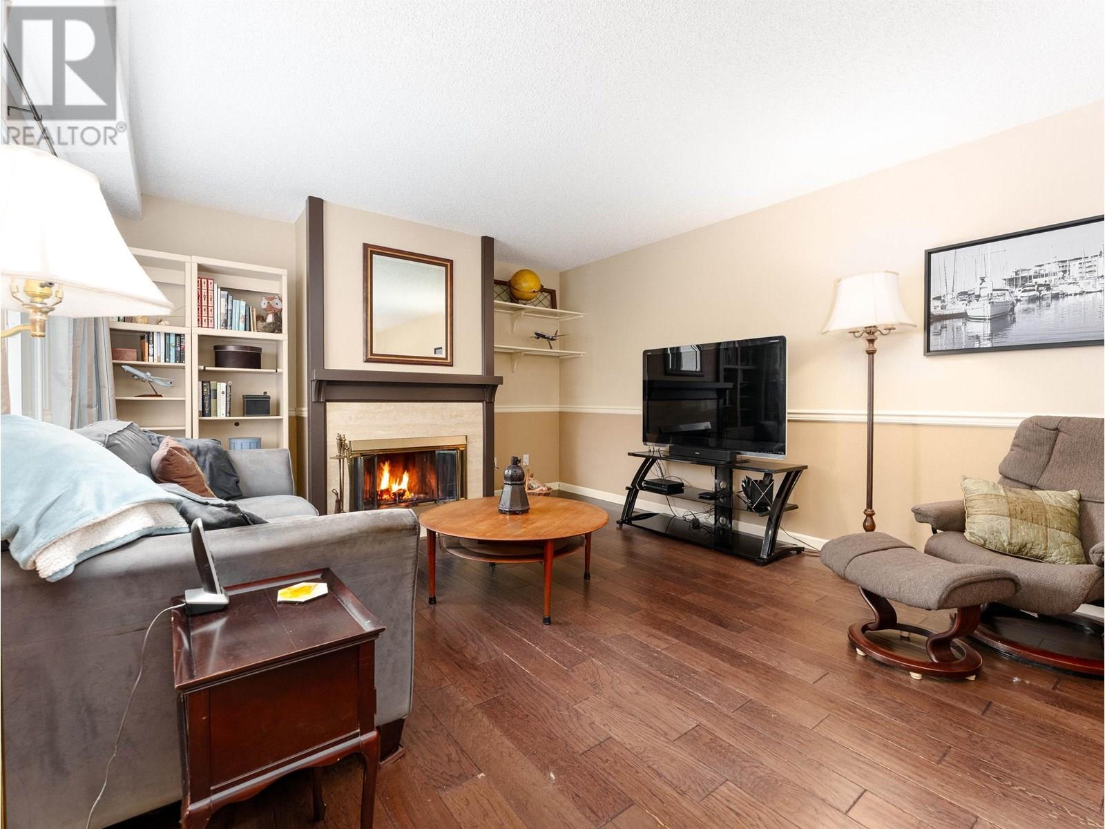 8226 Vivaldi Place, Vancouver, British Columbia  V5S 4G6 - Photo 3 - R3013682