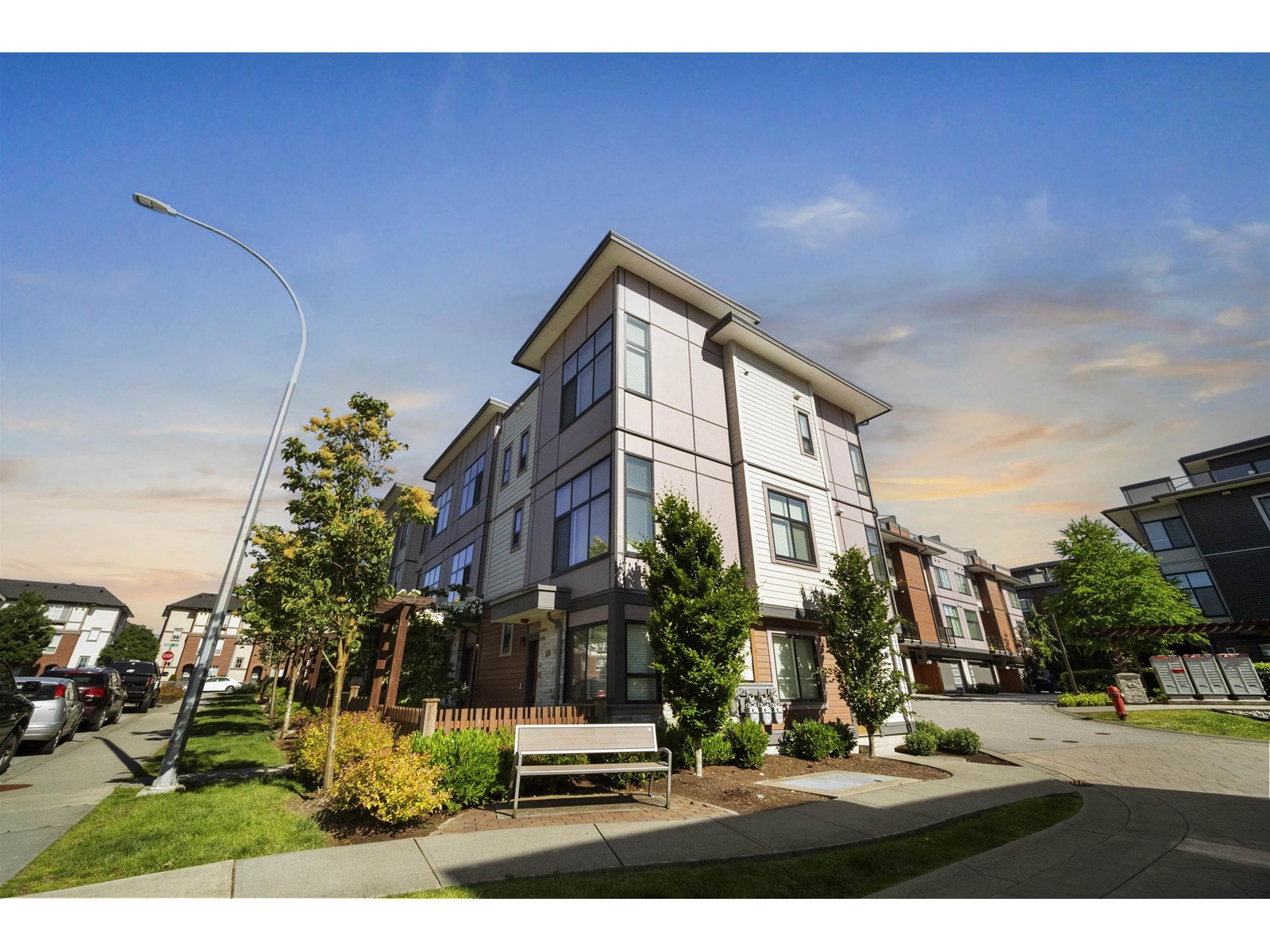 43 20852 78B AVENUE, Langley, British Columbia