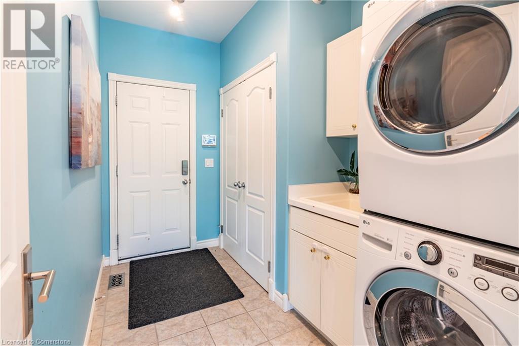 333 Milla Court, Waterloo, Ontario  N2L 6N4 - Photo 22 - 40738085
