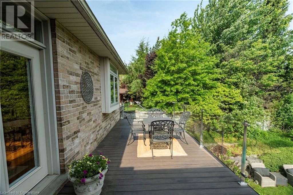 333 Milla Court, Waterloo, Ontario  N2L 6N4 - Photo 31 - 40738085
