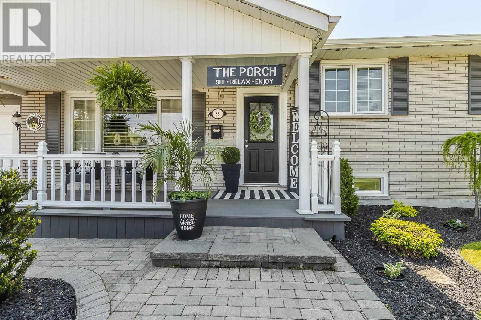 55 Niagara Dr, Sault Ste Marie, Ontario  P6B 4L5 - Photo 3 - SM251454
