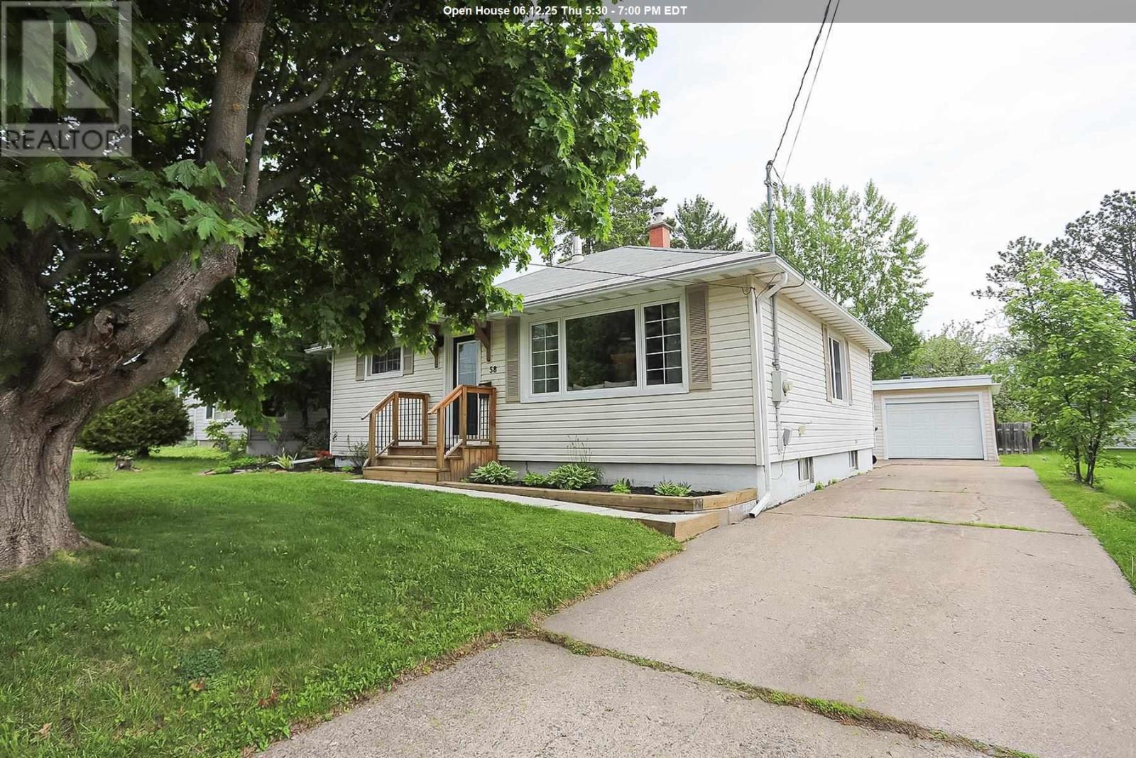 58 Bellevue Ave, Sault Ste. Marie, Ontario  P6B 2V8 - Photo 1 - SM251465