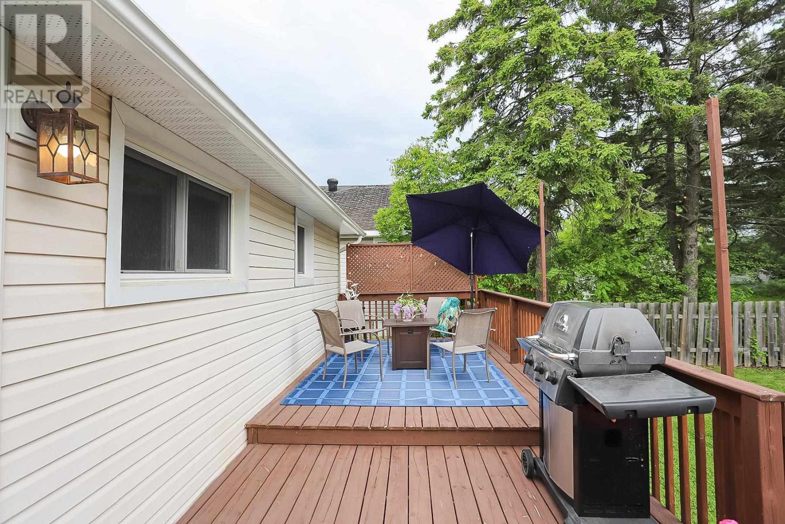 58 Bellevue Ave, Sault Ste. Marie, Ontario  P6B 2V8 - Photo 5 - SM251465