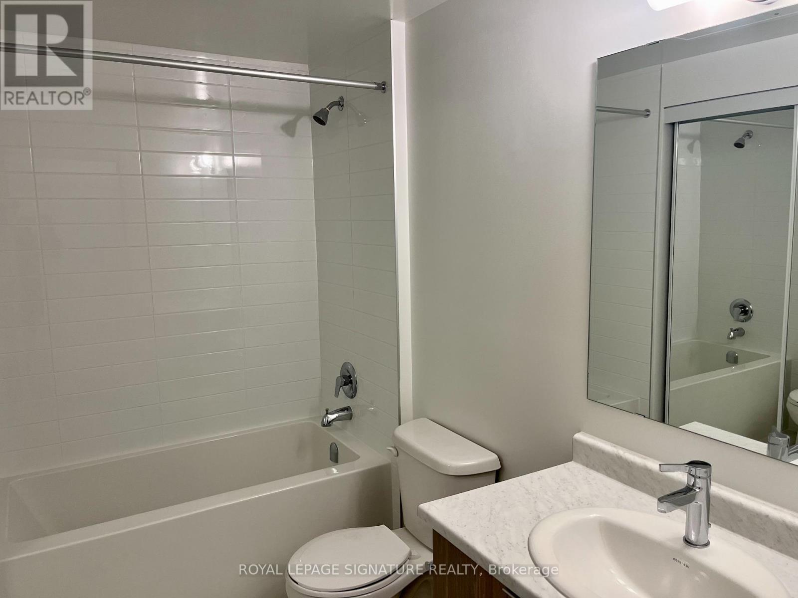 210 - 130 Canon Jackson Drive, Toronto, Ontario  M6M 0B7 - Photo 10 - W12210925