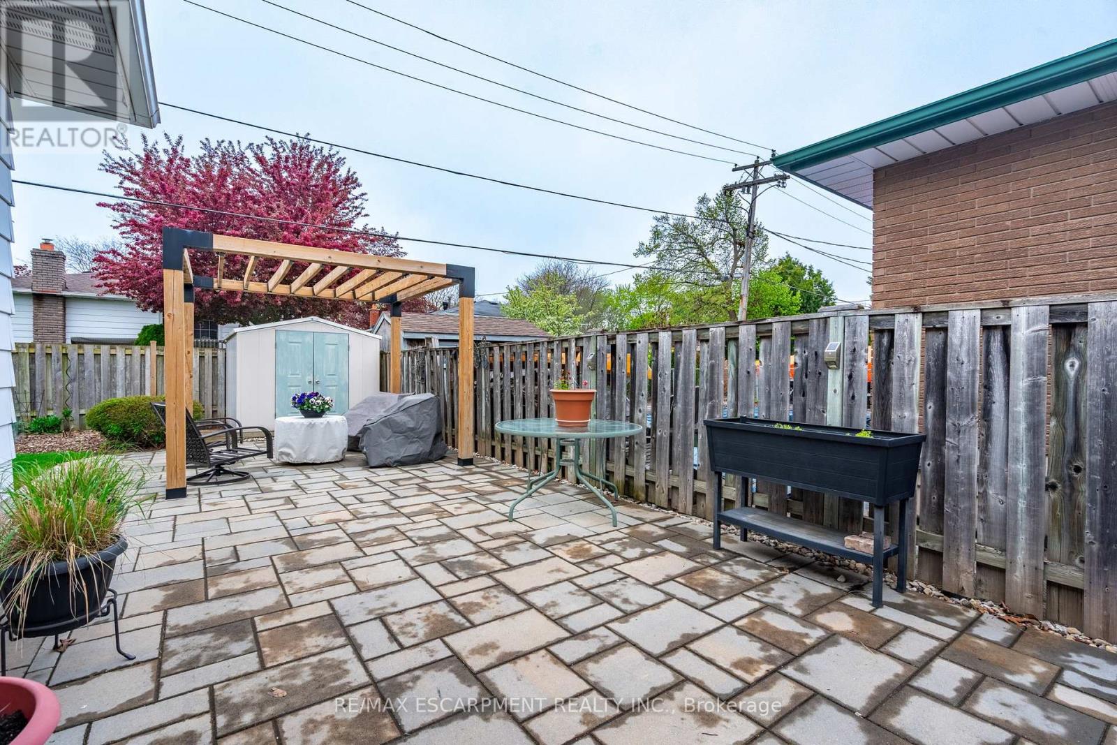 648 Thornwood Avenue, Burlington (Roseland), Ontario  L7N 3B8 - Photo 34 - W12210938