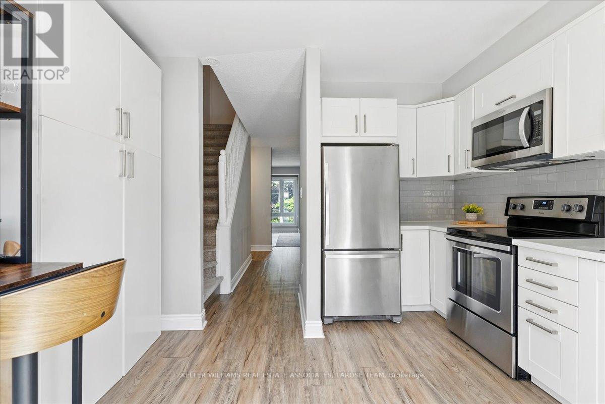 617 - 895 Maple Avenue S, Burlington (Brant), Ontario  L7S 2H7 - Photo 17 - W12210945