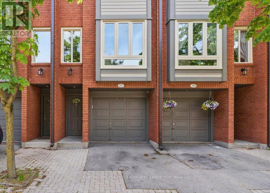 617 - 895 Maple Avenue S, Burlington (Brant), Ontario  L7S 2H7 - Photo 2 - W12210945