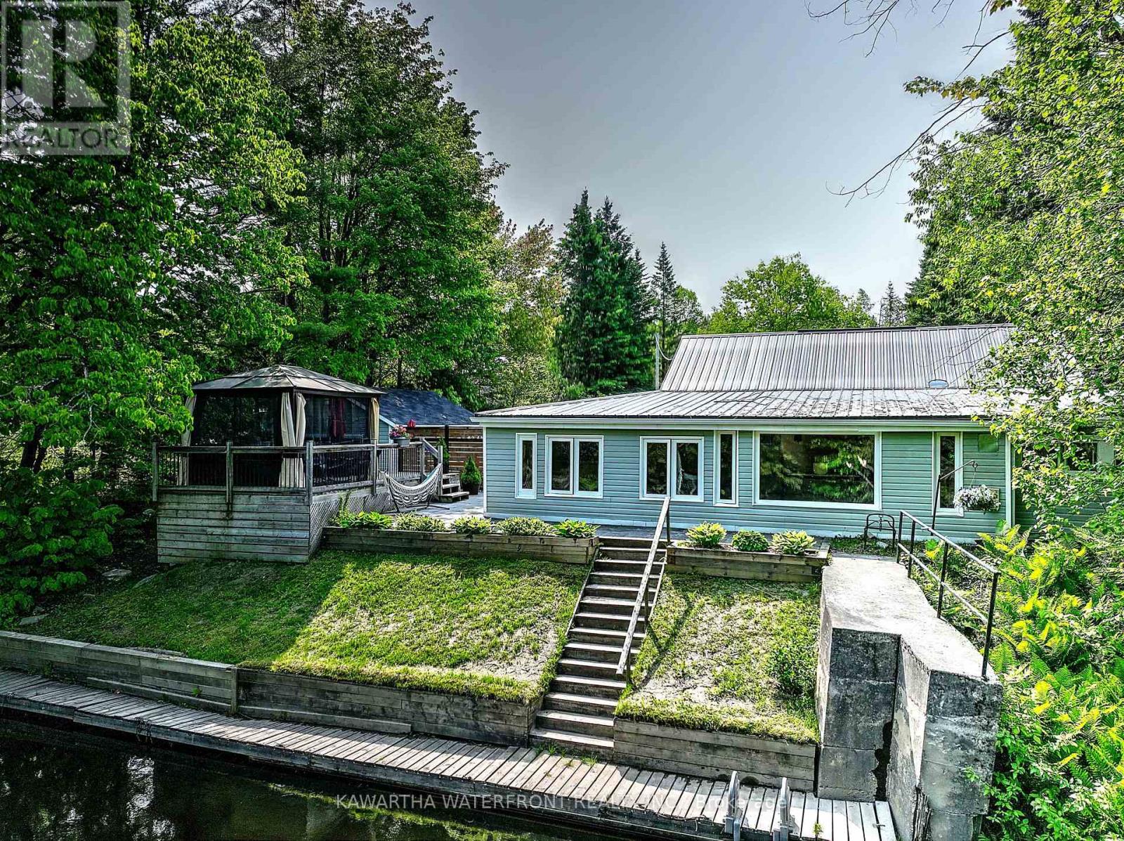 82 Kozy Kove Road, Kawartha Lakes, Ontario K0M 1C0 - Photo 21 - X12211053