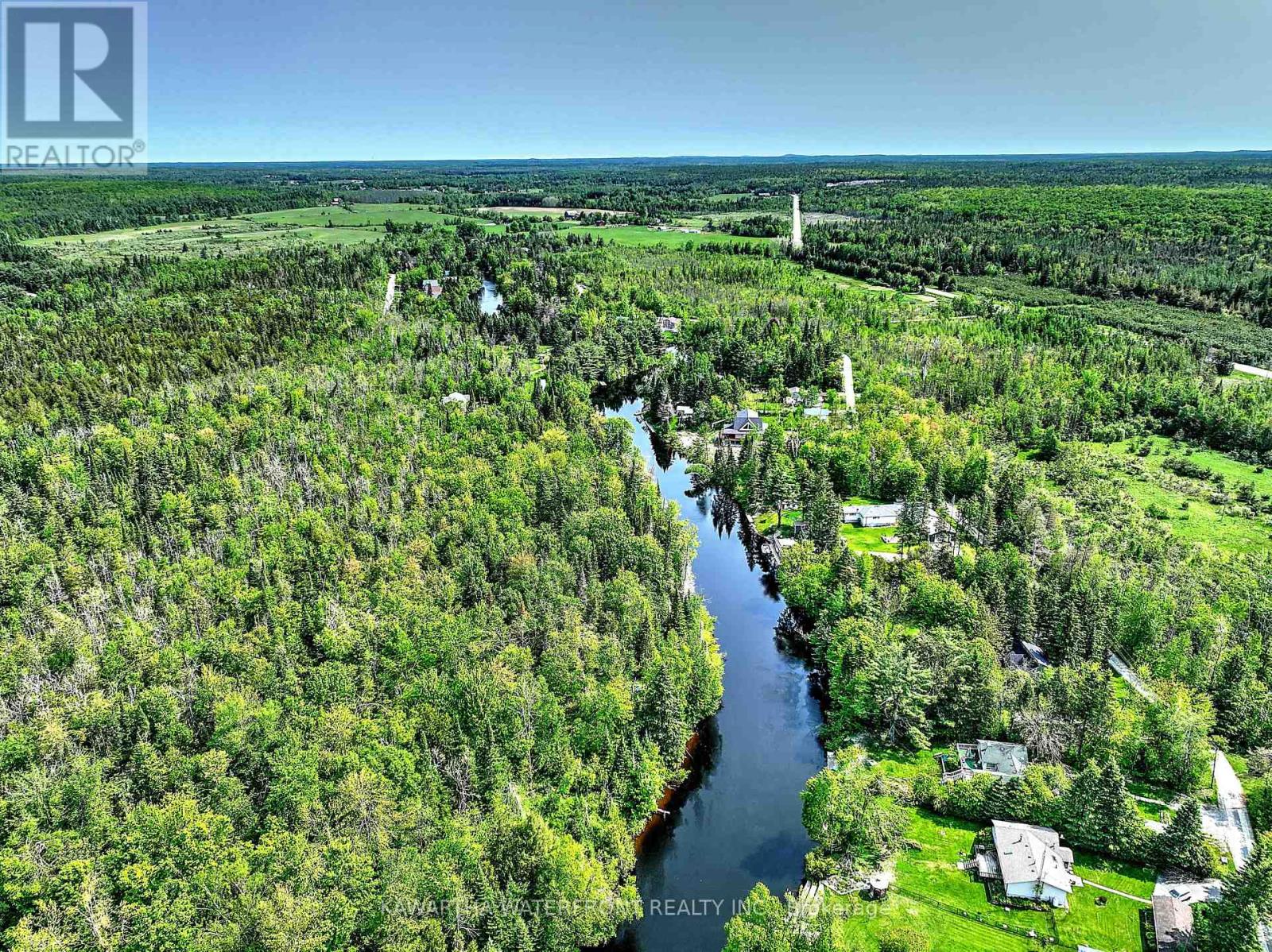 82 Kozy Kove Road, Kawartha Lakes, Ontario K0M 1C0 - Photo 29 - X12211053