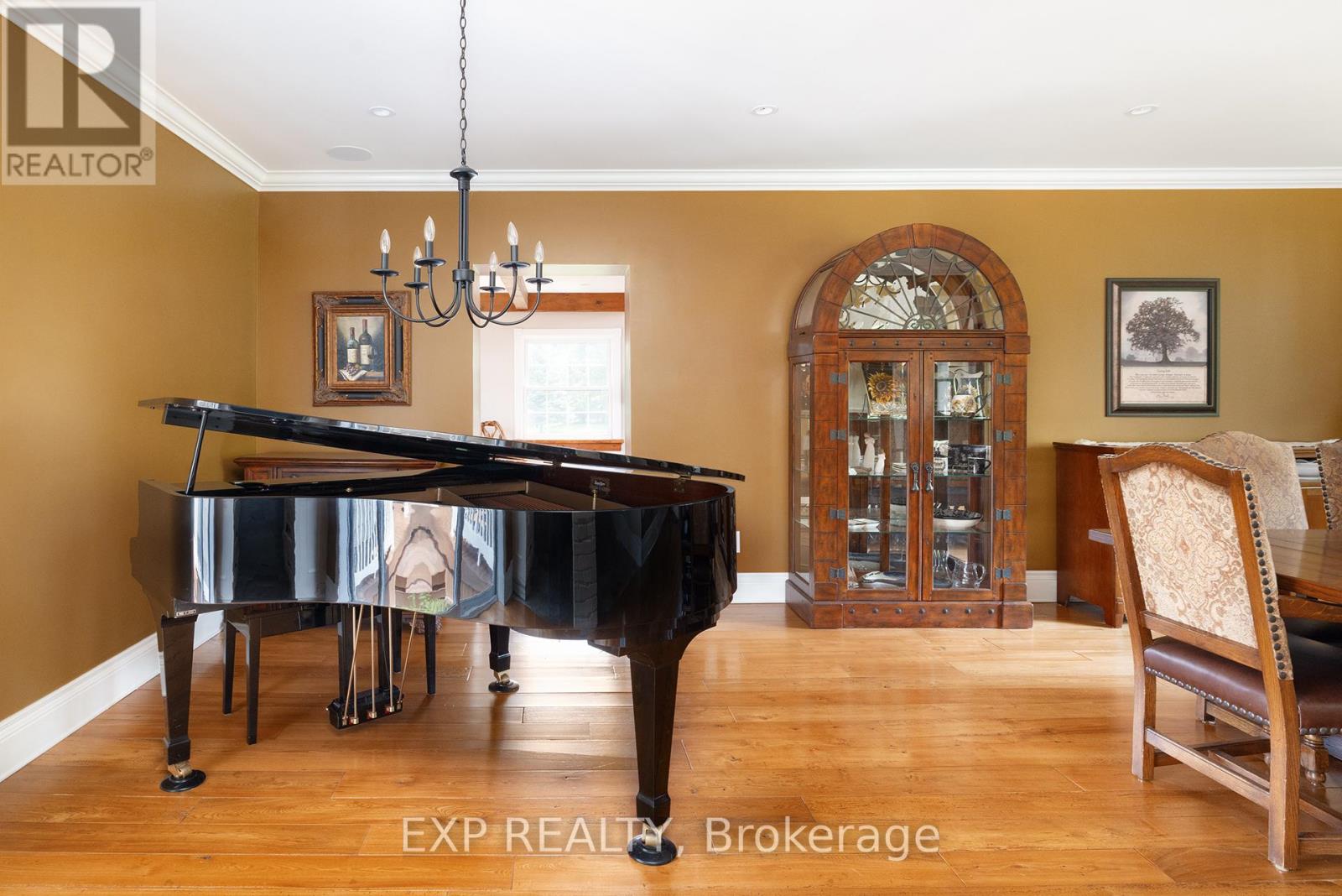 1309 Queens Bush Road, Wellesley, Ontario  N0B 2T0 - Photo 10 - X12210909