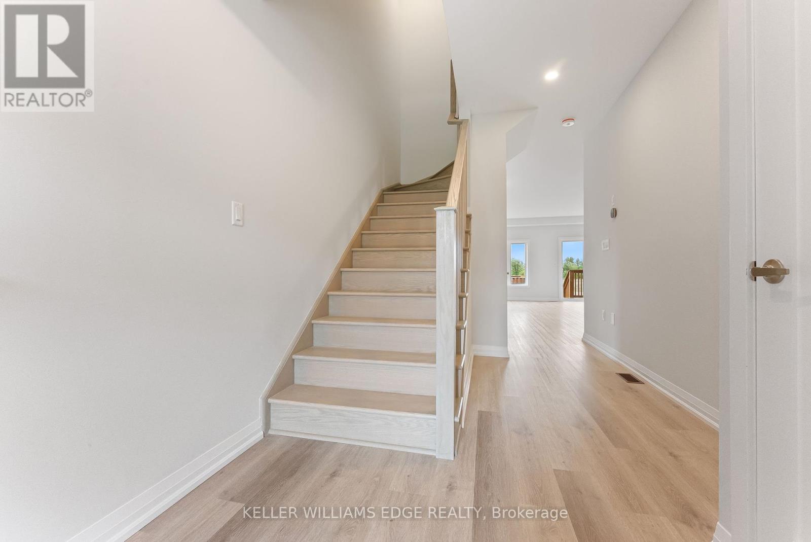 138 Lormont Boulevard, Hamilton (Stoney Creek Mountain), Ontario  L8J 0K2 - Photo 19 - X12210920