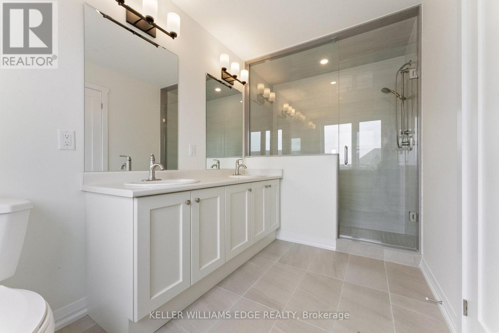 138 Lormont Boulevard, Hamilton (Stoney Creek Mountain), Ontario  L8J 0K2 - Photo 23 - X12210920