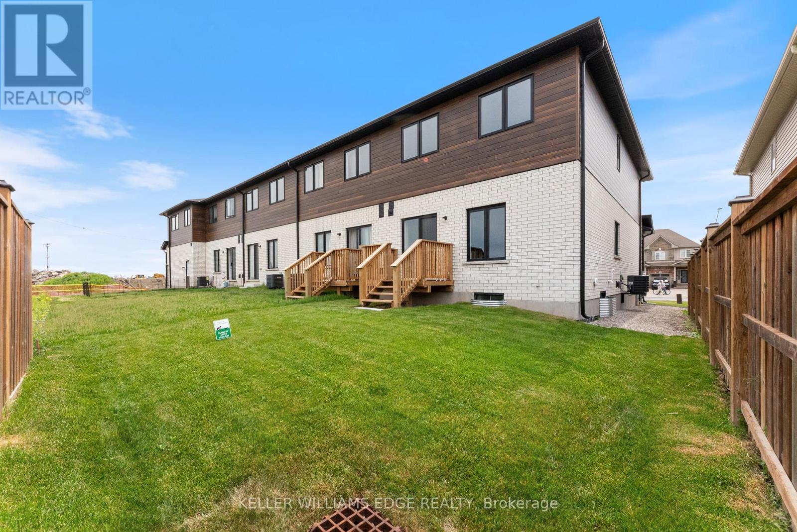 138 Lormont Boulevard, Hamilton (Stoney Creek Mountain), Ontario  L8J 0K2 - Photo 35 - X12210920