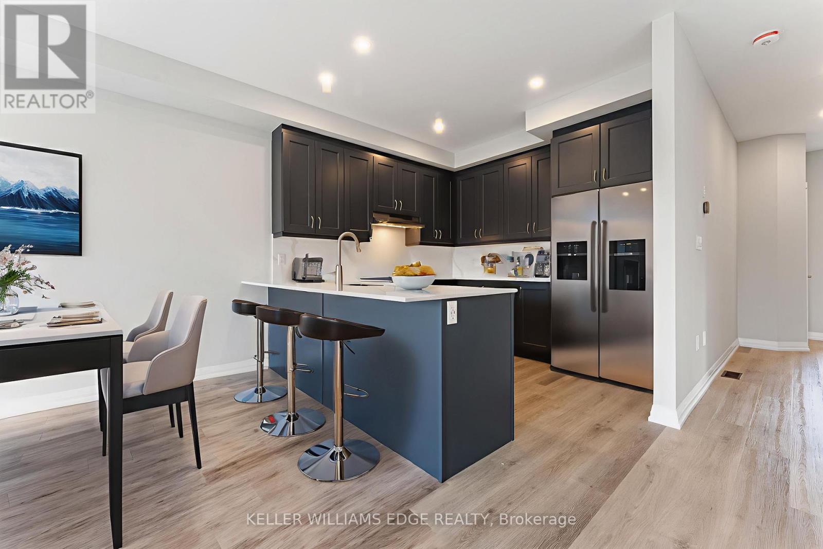 138 Lormont Boulevard, Hamilton (Stoney Creek Mountain), Ontario  L8J 0K2 - Photo 4 - X12210920