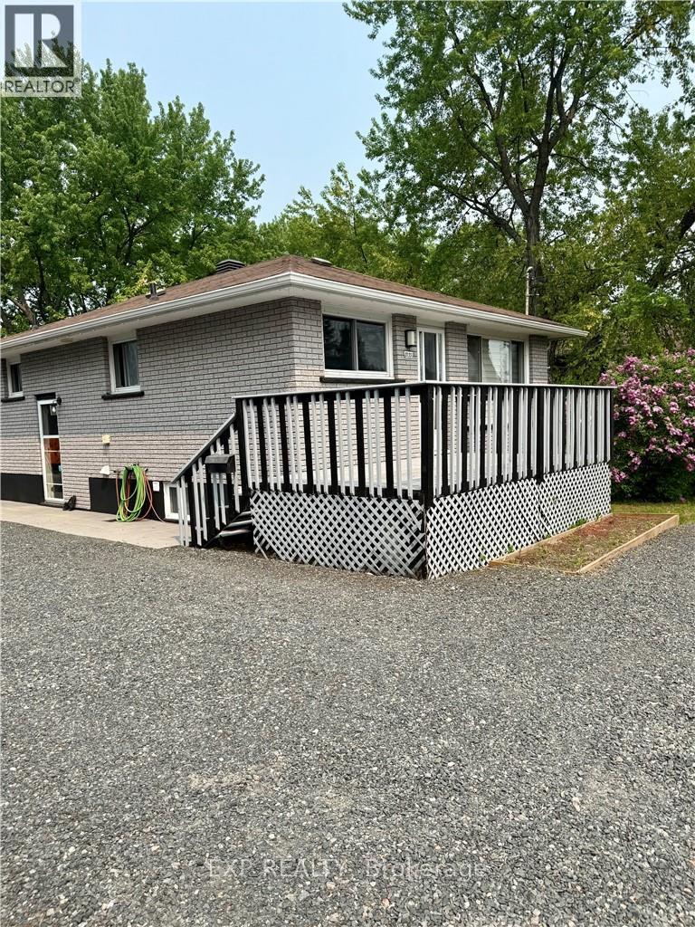 3135 Louis Street, Greater Sudbury (Remote Area), Ontario  P3N 1B9 - Photo 1 - X12210935