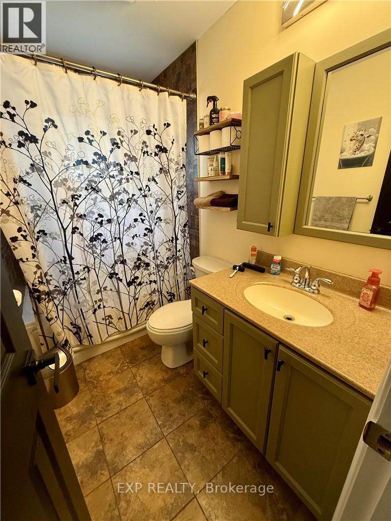 3135 Louis Street, Greater Sudbury (Remote Area), Ontario  P3N 1B9 - Photo 24 - X12210935