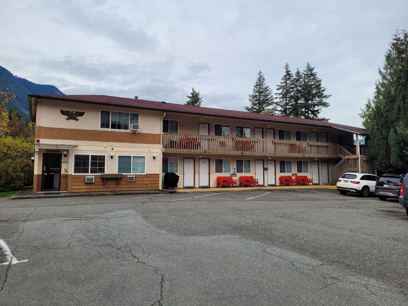 477 Fraser Avenue, Hope, Hope, British Columbia  V0X 1L0 - Photo 1 - C8069889