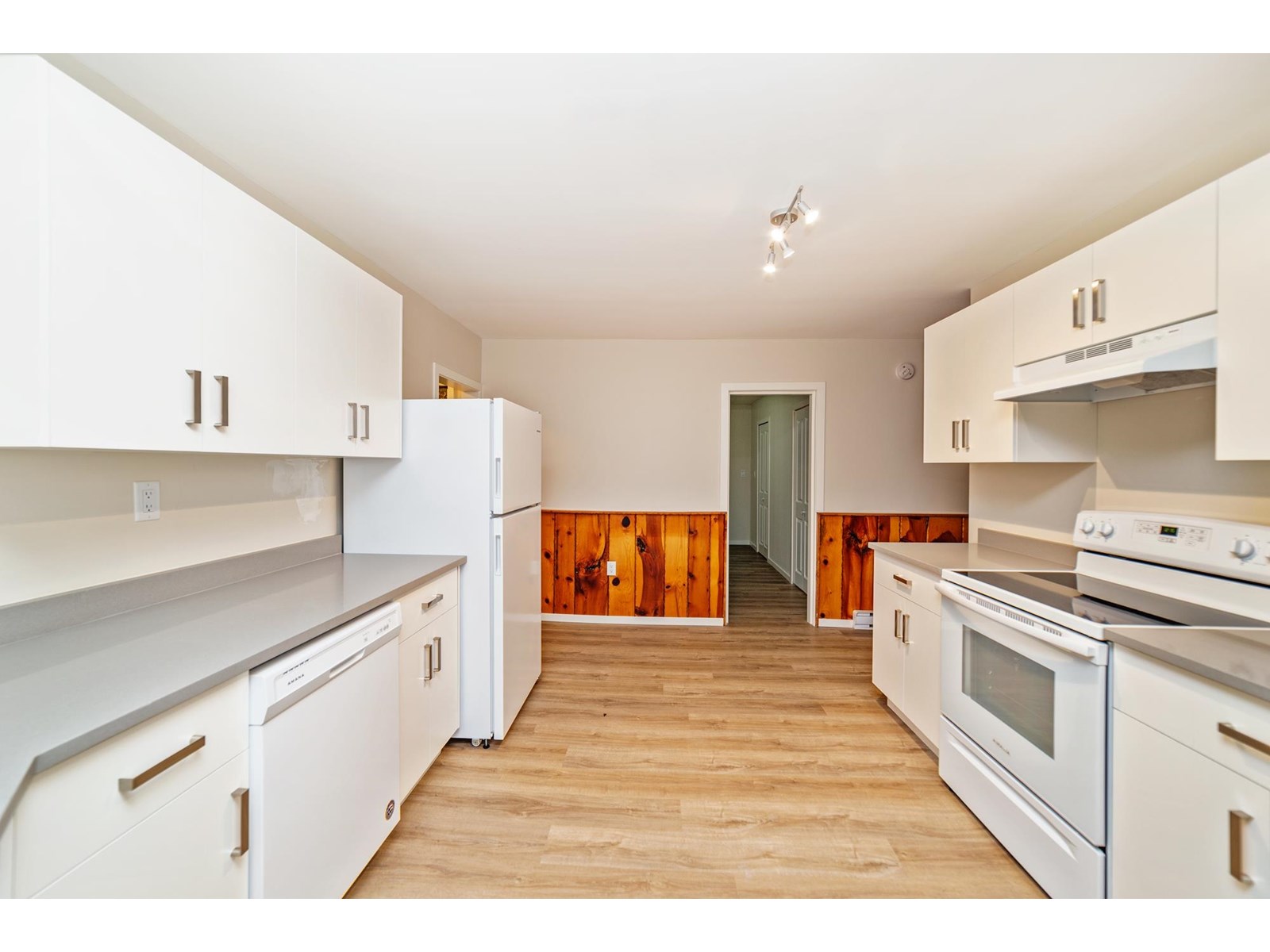 9386 CLAY STREET, Mission real estate listing R3011242 for sale