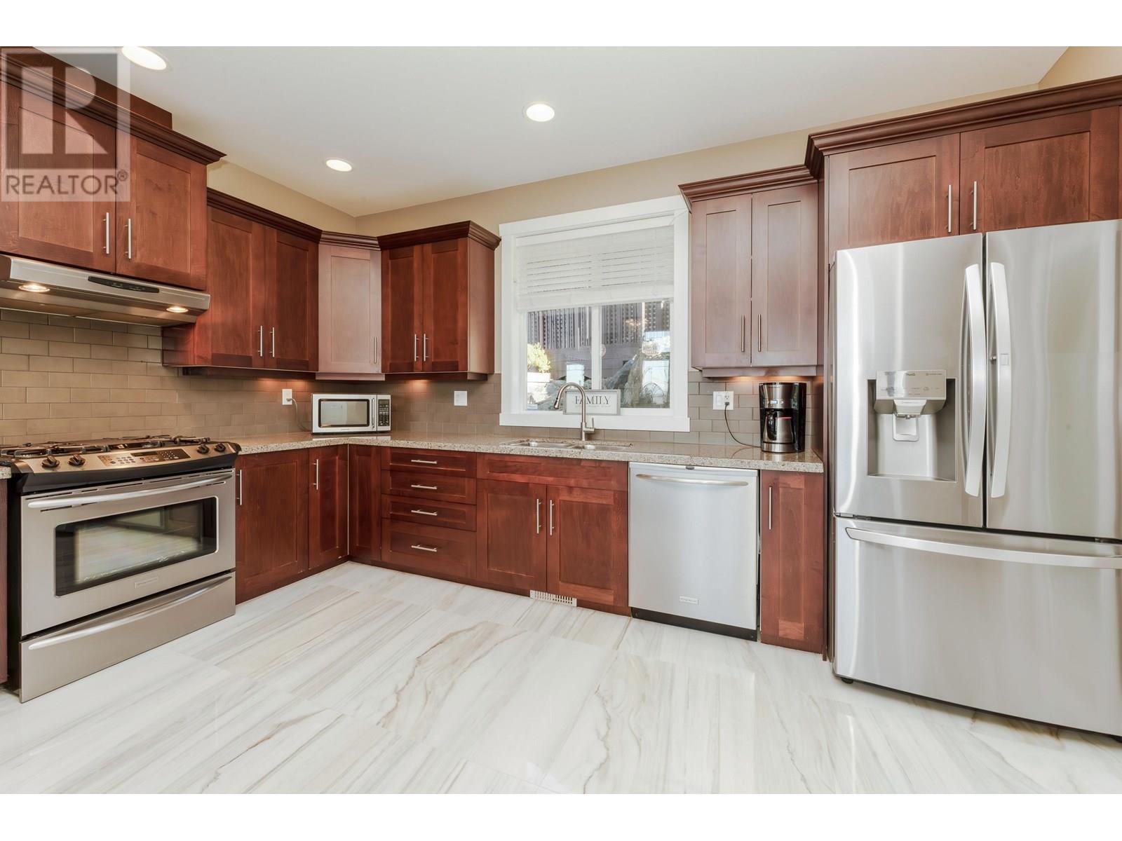 13686 228b Street, Maple Ridge, British Columbia  V4R 0B4 - Photo 4 - R3007193