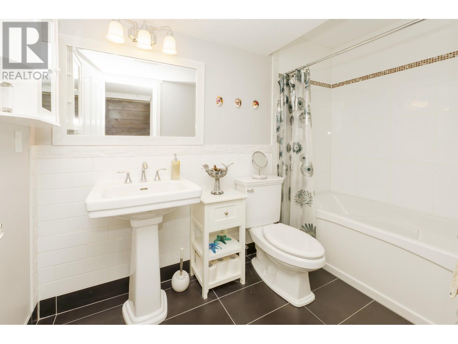 13686 228b Street, Maple Ridge, British Columbia  V4R 0B4 - Photo 20 - R3007193