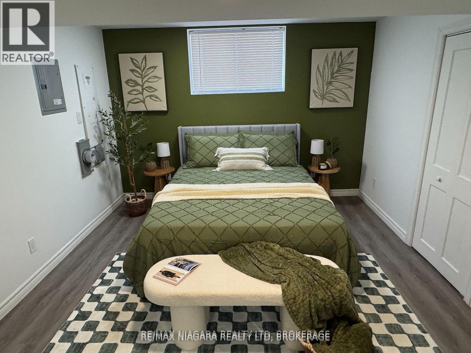 3 Lower - 8196 Mcleod Road, Niagara Falls (Brown), Ontario  L2H 3T6 - Photo 2 - X12211026