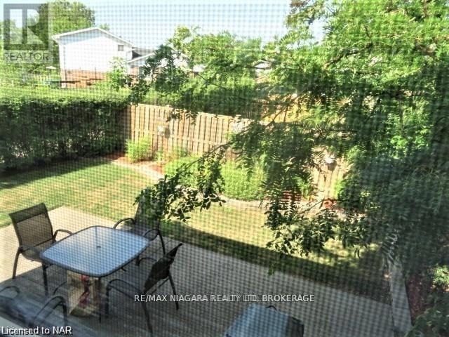 253 St Augustine Drive, St. Catharines (Secord Woods), Ontario  L2P 3L9 - Photo 20 - X12211064