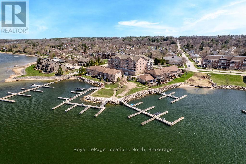 6 - 4 BECK BOULEVARD, Penetanguishene, Ontario