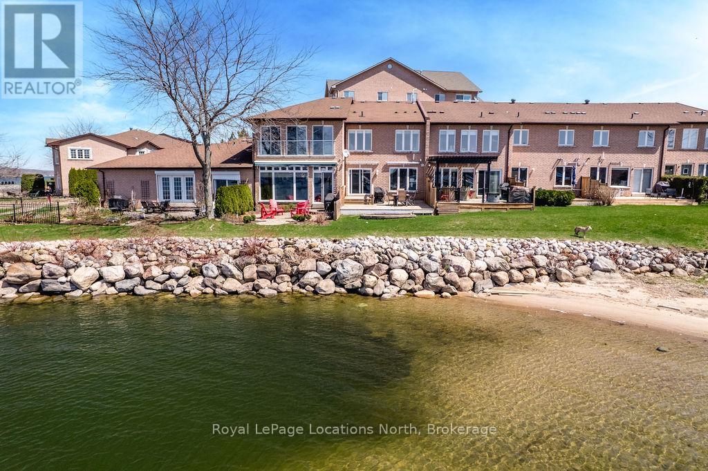 6 - 4 Beck Boulevard, Penetanguishene, Ontario  L9M 2H3 - Photo 2 - S12211070