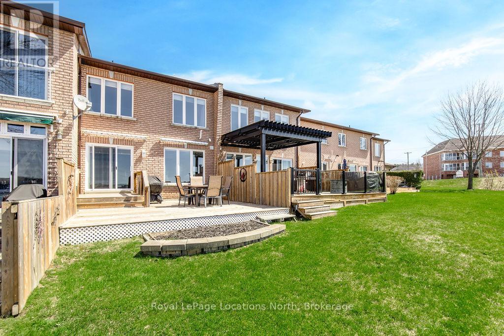 6 - 4 Beck Boulevard, Penetanguishene, Ontario  L9M 2H3 - Photo 36 - S12211070