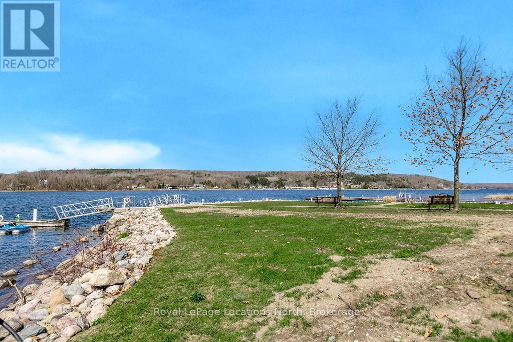 6 - 4 Beck Boulevard, Penetanguishene, Ontario  L9M 2H3 - Photo 8 - S12211070
