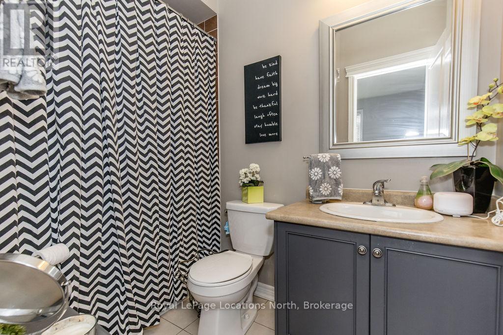 4 Broadpoint Street, Wasaga Beach, Ontario  L9Z 3B8 - Photo 20 - S12211090