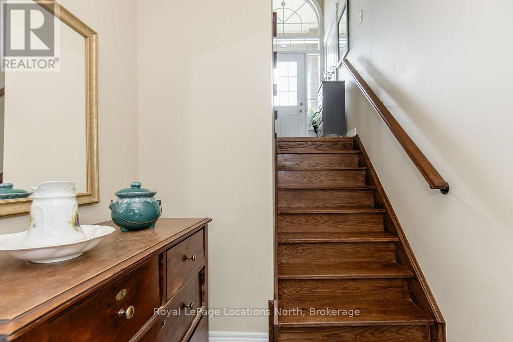 4 Broadpoint Street, Wasaga Beach, Ontario  L9Z 3B8 - Photo 22 - S12211090