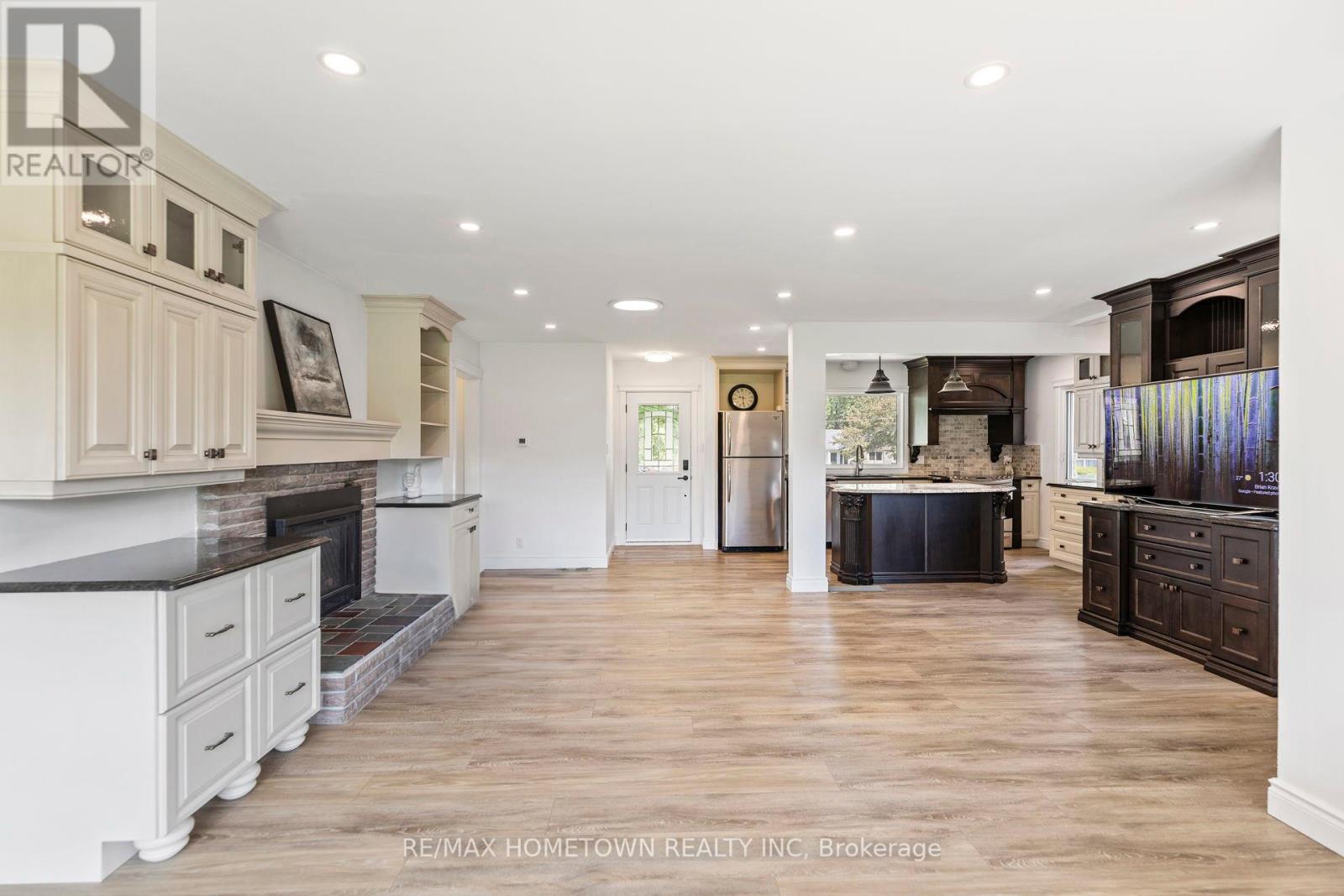 49 Fairway Crescent, Brockville, Ontario  K6V 3V1 - Photo 11 - X12211014