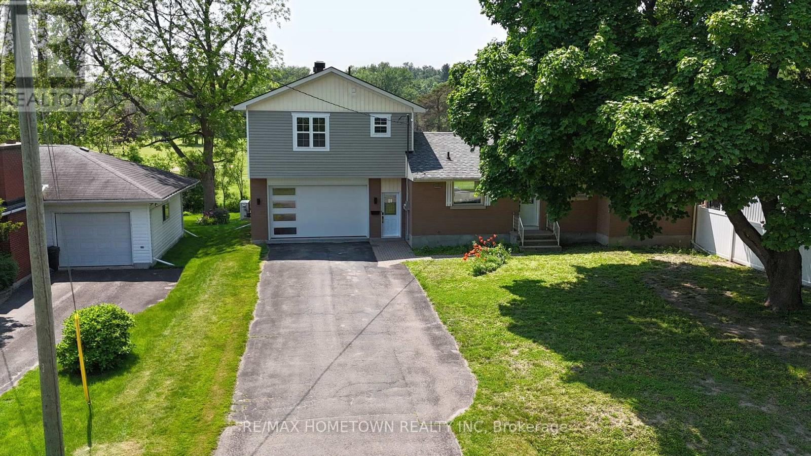 49 Fairway Crescent, Brockville, Ontario  K6V 3V1 - Photo 6 - X12211014