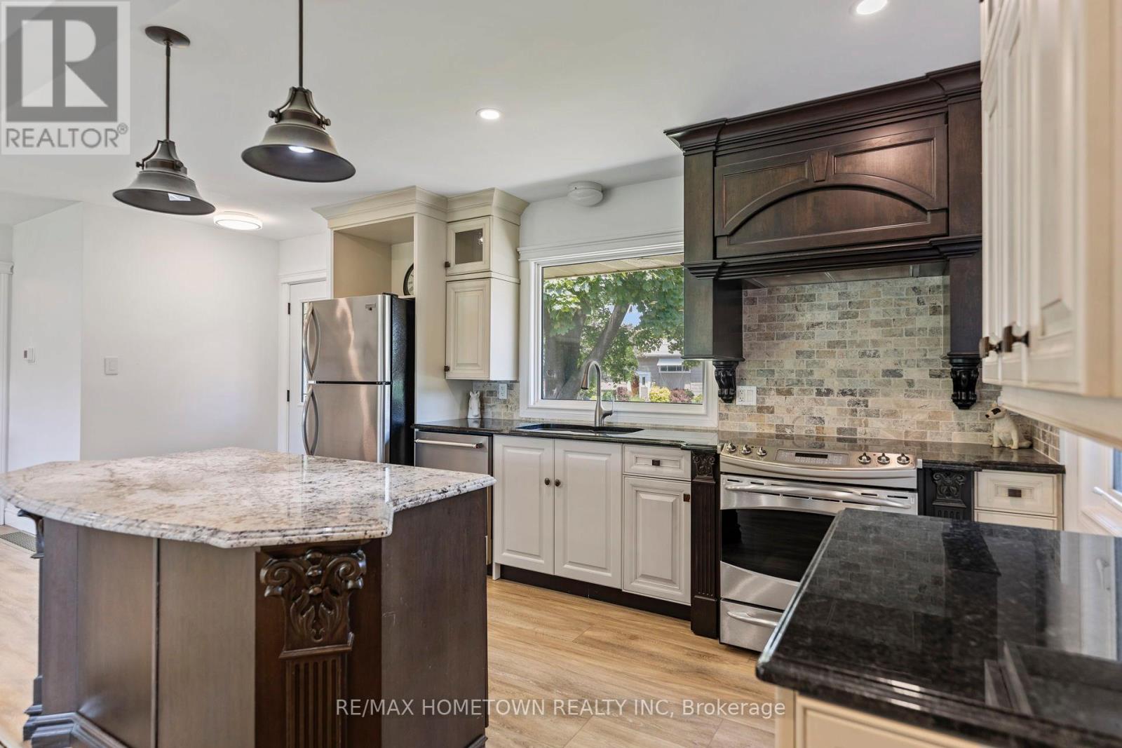 49 Fairway Crescent, Brockville, Ontario  K6V 3V1 - Photo 8 - X12211014