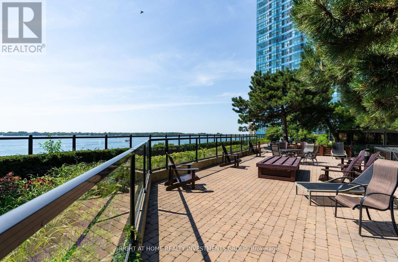 1910 - 65 Harbour Square, Toronto, Ontario  M5J 2L4 - Photo 29 - C12118319