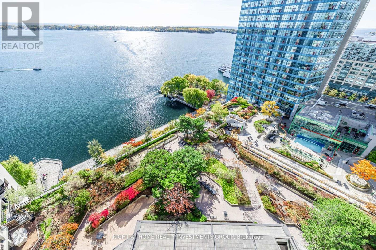 1910 - 65 Harbour Square, Toronto, Ontario  M5J 2L4 - Photo 25 - C12118319