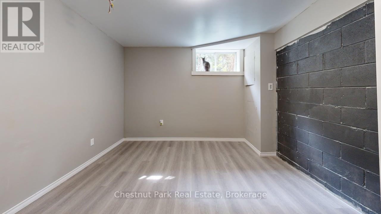 2 - 335 Wellington Street N, Bracebridge (Macaulay), Ontario  P1L 1B7 - Photo 15 - X12210995
