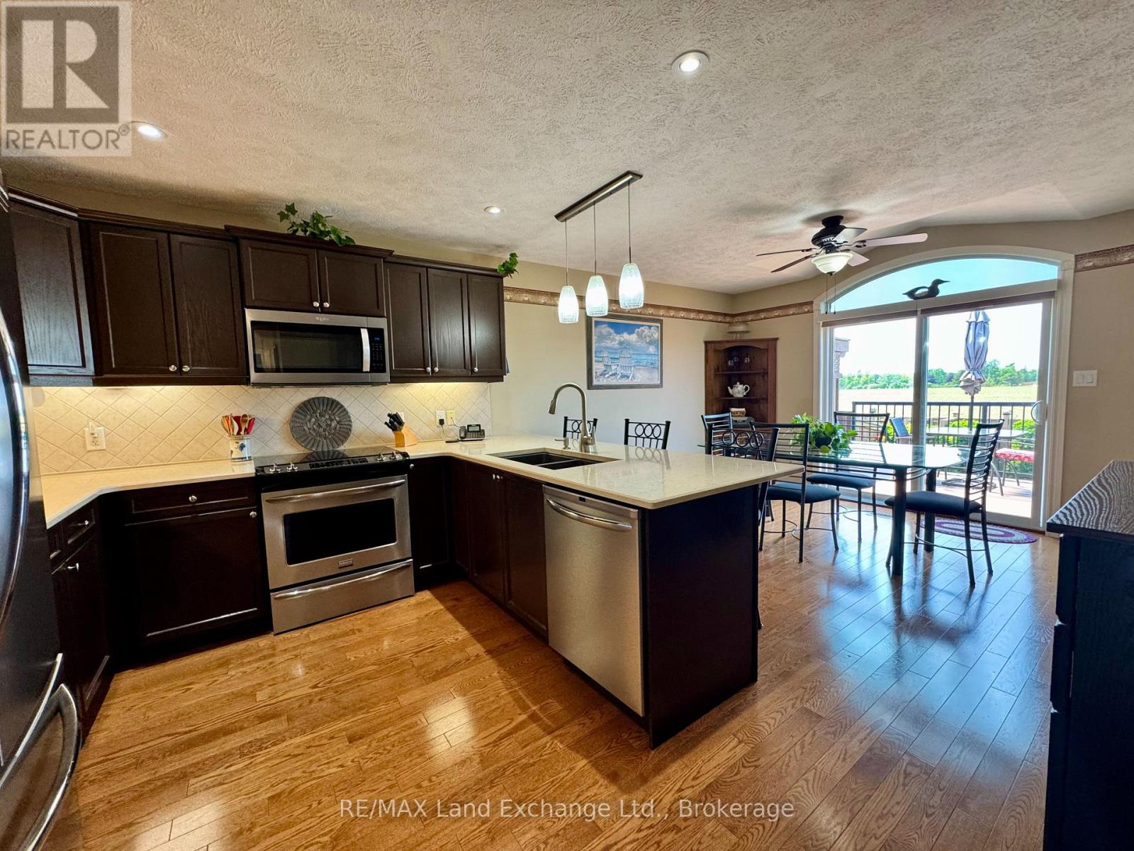 210 Stickel Street, Saugeen Shores, Ontario  N0H 2C1 - Photo 8 - X12211073