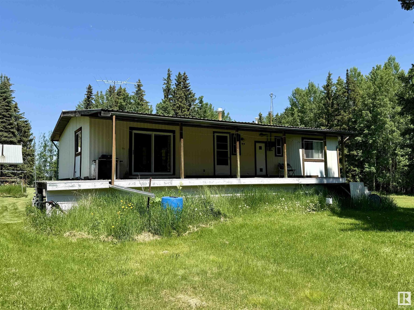 507 Lakeshore Drive Buck Lake, Rural Wetaskiwin County, Alberta  T0C 0T0 - Photo 3 - E4441546