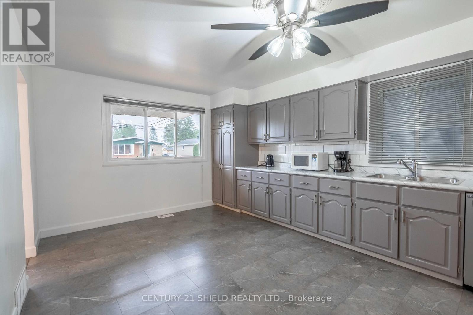 519 Anthony Street, Cornwall, Ontario  K6H 5L1 - Photo 15 - X12210981