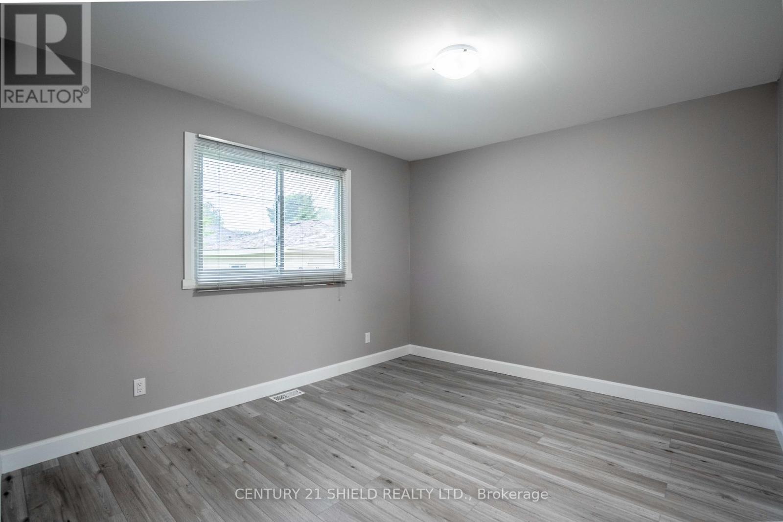 519 Anthony Street, Cornwall, Ontario  K6H 5L1 - Photo 6 - X12210981
