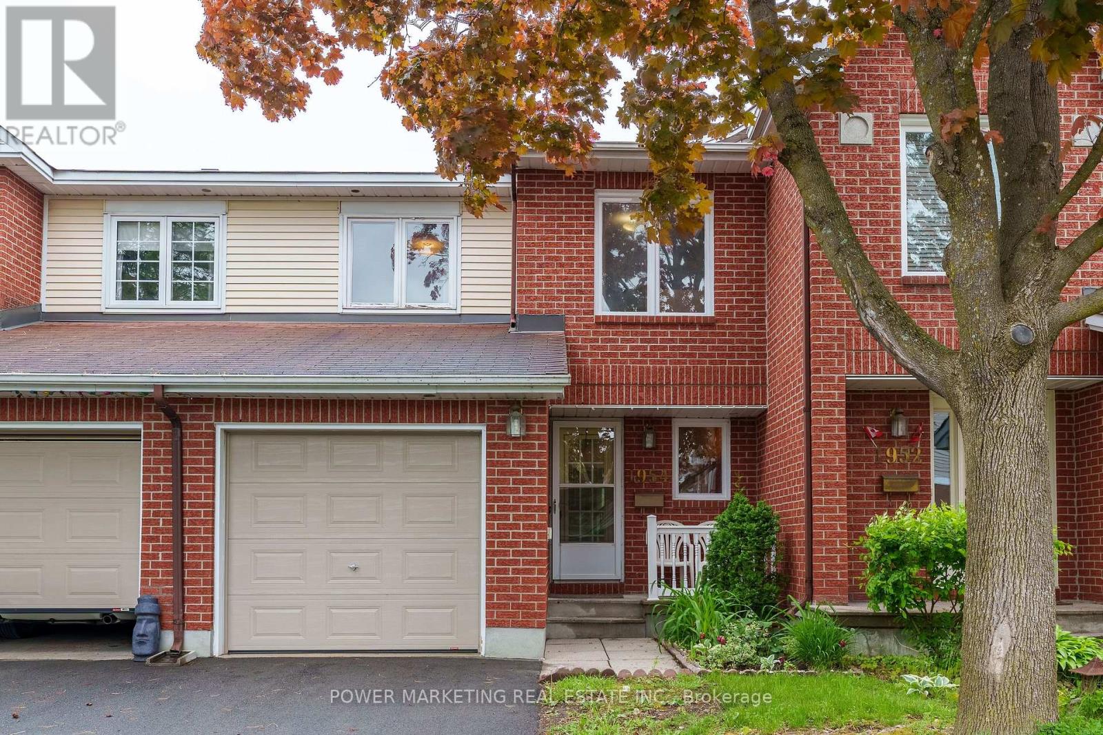 1954 ASHMONT STREET, Ottawa, Ontario