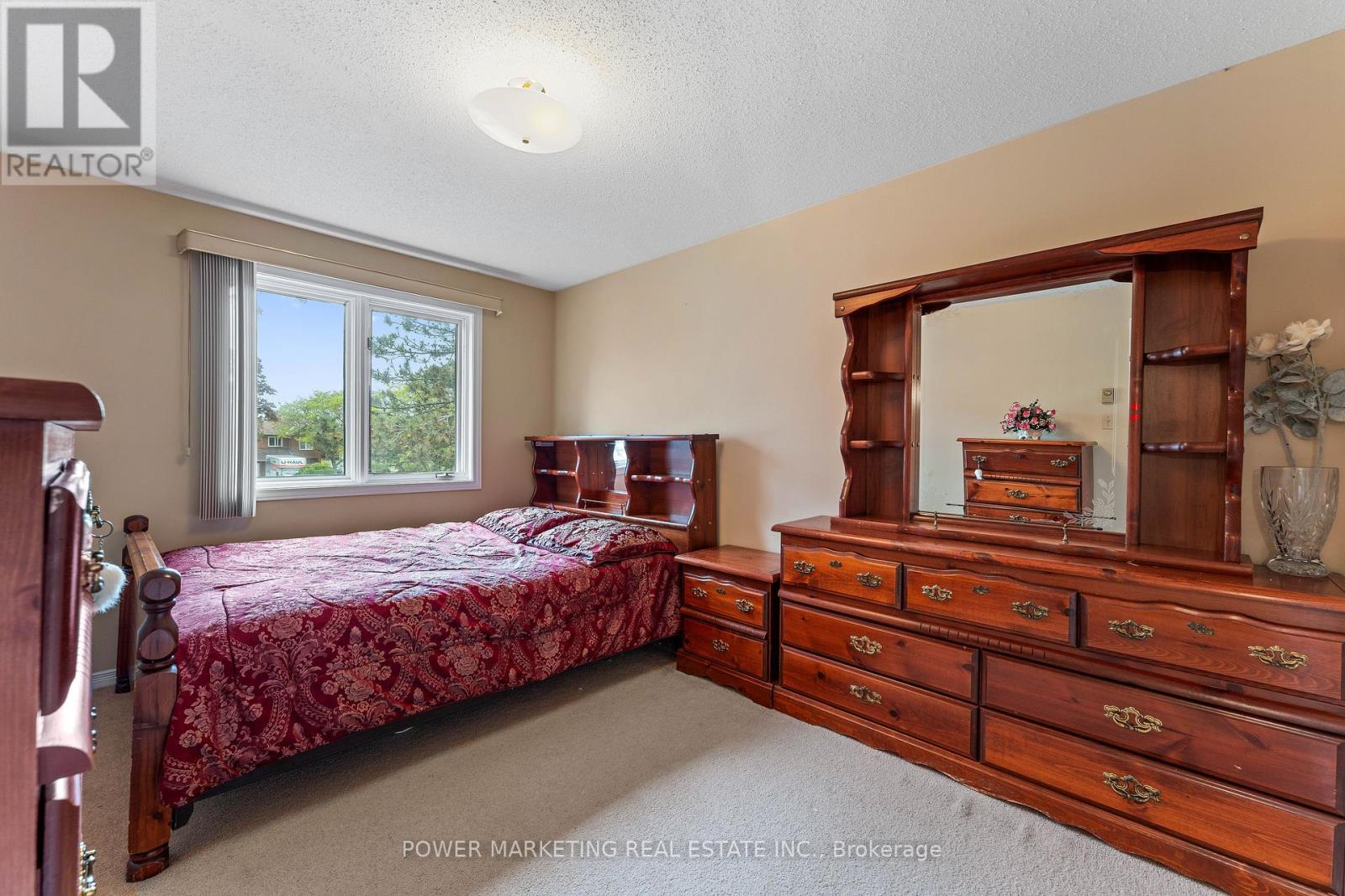 1954 Ashmont Street, Ottawa, Ontario  K1C 7B9 - Photo 16 - X12211012