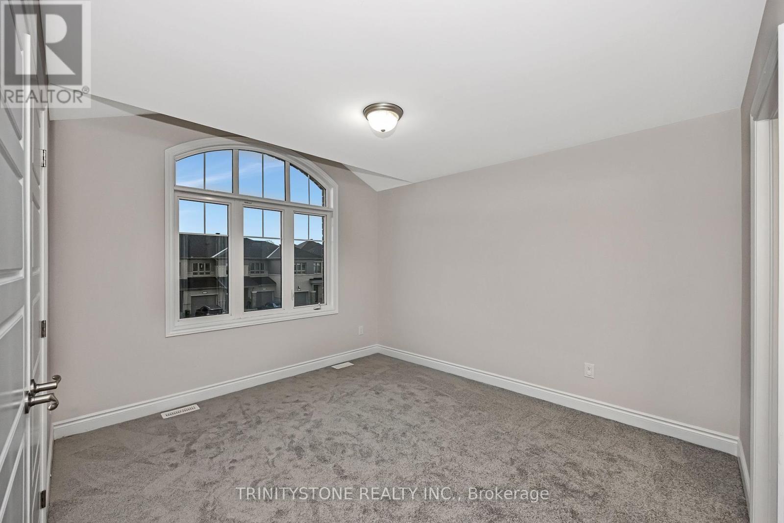615 Parade Drive, Ottawa, Ontario  K2S 0Y7 - Photo 34 - X12211013