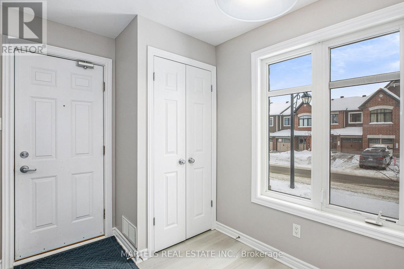 5 - 2224 Marble Crescent, Clarence-Rockland, Ontario  K4K 0G9 - Photo 2 - X12211029