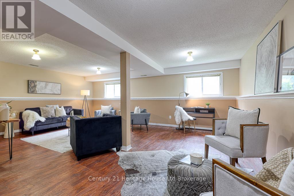 1035 Pearson Drive, Woodstock (Woodstock - North), Ontario  N4S 8V1 - Photo 32 - X12211050