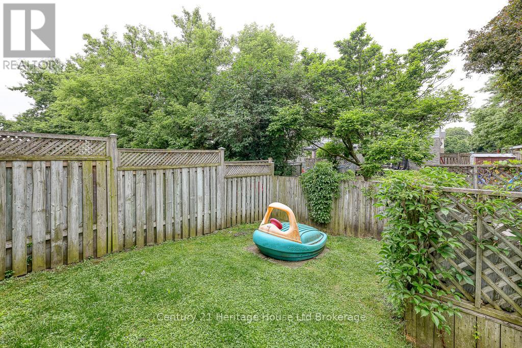 1035 Pearson Drive, Woodstock (Woodstock - North), Ontario  N4S 8V1 - Photo 42 - X12211050